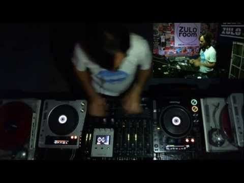Tuno Gomes (Zulo Room)