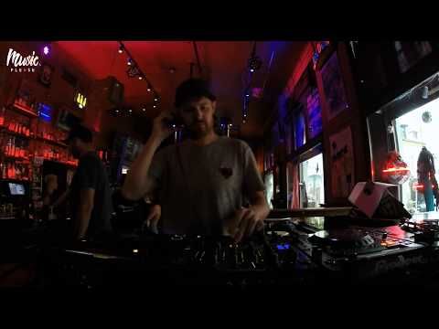 Lucas Hulan | Music Please