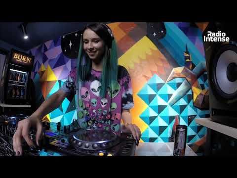 Miss Monique - Live @ Radio Intense 07.09.2017