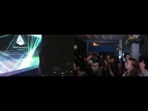 Charlie Fox (Anti Matter) @ Fenix, Renault Garage, Antwerpen (15-11-2013)