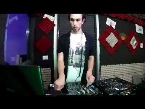 Giovanni De Feo - dj 002- TECHNOPENDAY - Recorded Live stream di Radio Compromessizero