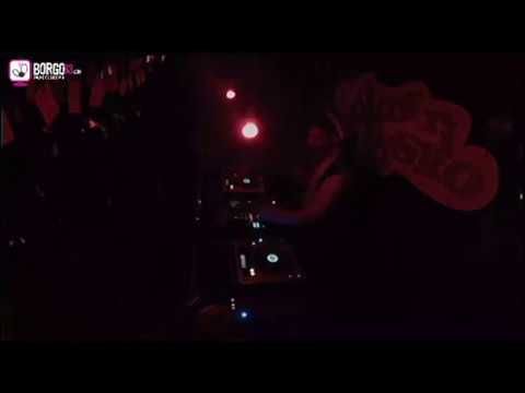 Alex B - L´Aperidisko - borgo33.com