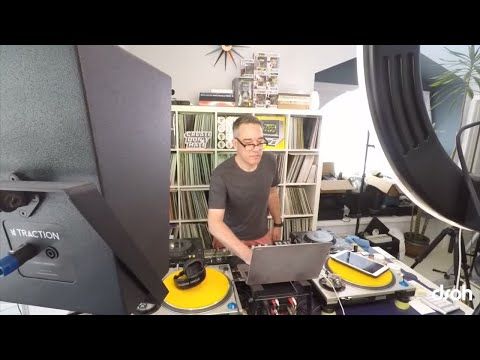 DSOH #697 LIVE from California - Lars Behrenroth in the mix - Deeper Shades Of House