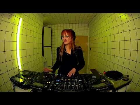 Swan Meat | HÖR - Mar 7 / 2023