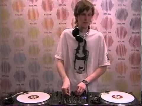 21:00:00 - Tripmastaz @  RTS.FM St. Petersburg - 28.04.2010