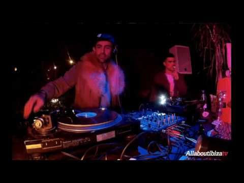 ANDRES FERNADEZ b2b SIDD at Keep on Dancing IBIZA © AllaboutibizaTV