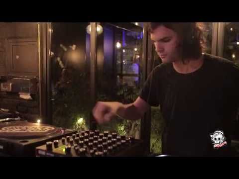 Momo Trossman @ Cavalera Sessions by: Groove & Flavor
