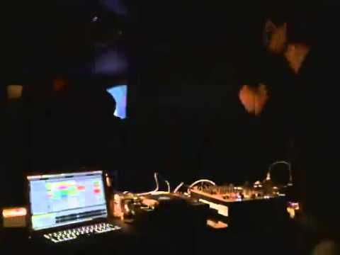 Masomenos at Pakhuis ::: Sat March 26th 2011 ::: Grooveline
