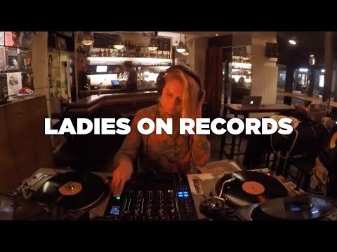 Ladies On Records • Vinyl Set • Le Mellotron