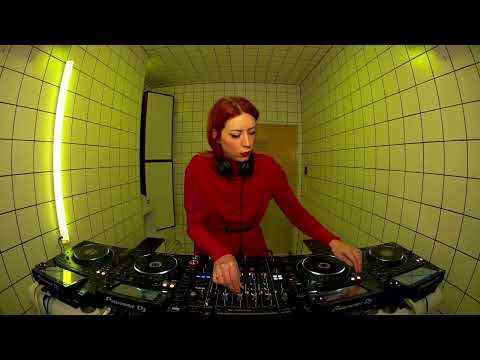 Liza Aikin | HÖR - Feb 25 / 2023