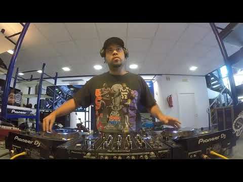 Mo Funk - 4/09/19 Audio Ibiza Pioneer Dj Show Room