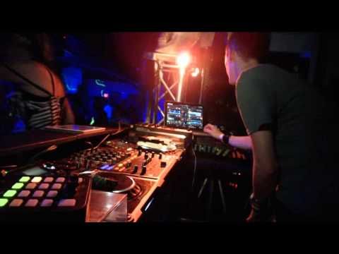 Johannes Drakenberg - The RabbitHole presents Halloweird - www.Radio4by4.com