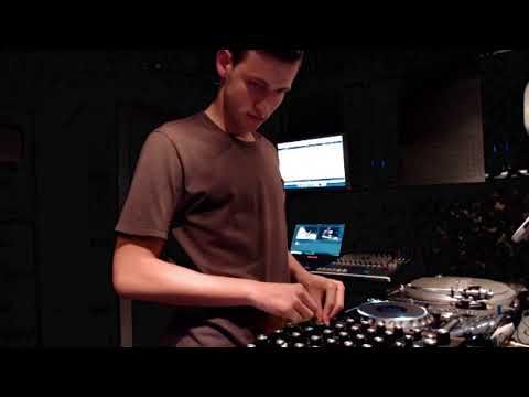Selected Cuts w/ Olly Vanc.  - 11.07.19