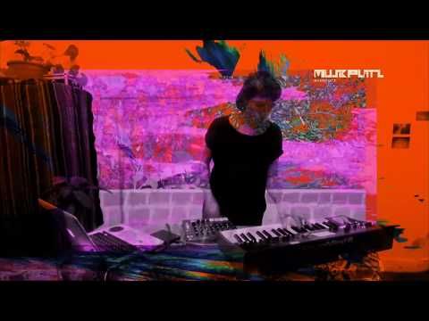 Streamplatz pres. Barda + VJ Bruera from Buenos Aires x WeMust