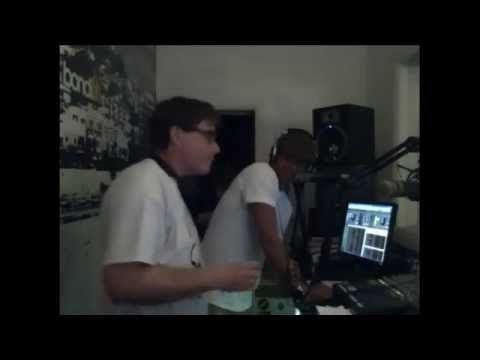 London Elektricity Live Podcast from Bondi Beach
