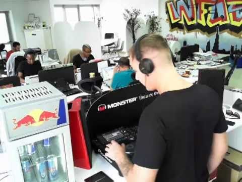 The Warmup ft Dakin Auret & Hector Moralez