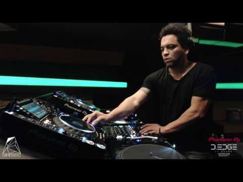 Marcio S. @ DIMENS10 | D-Edge Live