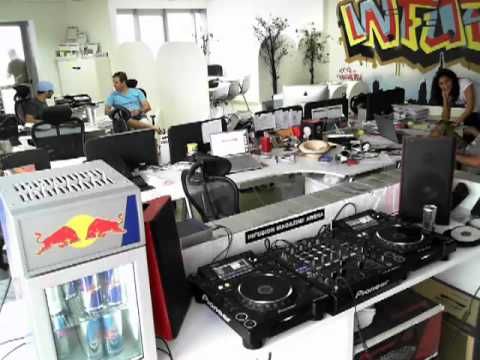 The Warmup ft Roger D'Lux & Jack Woodcock