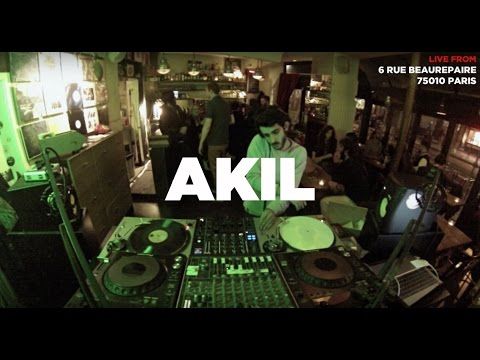 Akil • Dure Vie takeover • Le Mellotron