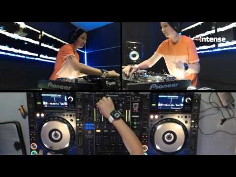 Anna Lee - Live @ Radio Intense 21.12.2015