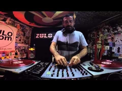 Ignacio Sine (Zulo Room)