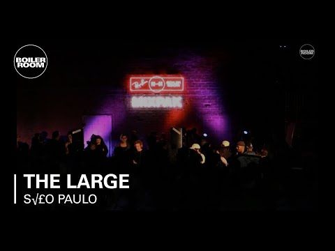 The Large Ray-Ban x Boiler Room 020 Unplug DJ Set