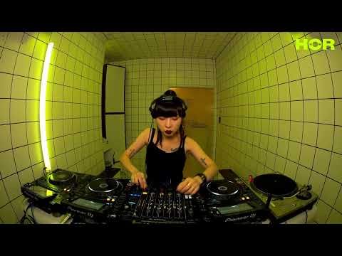 Risa Taniguchi | HÖR - Mar 31 / 2023