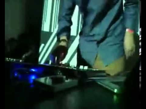 Red Bull Music Academy: Nosaj Thing - RTS.FM.291011