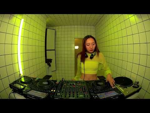 Strictly Strictly - Coco Cobra | HÖR - May 24 / 2023