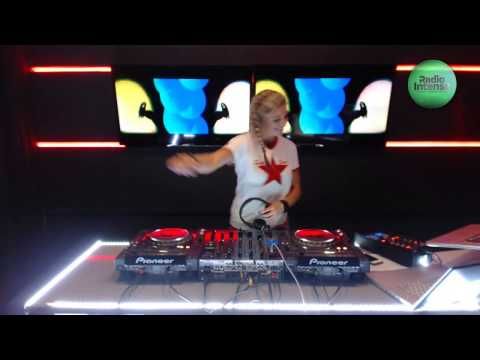 Live @ Radio Intense 19.09.2013 - Sonya (Playstation 011)