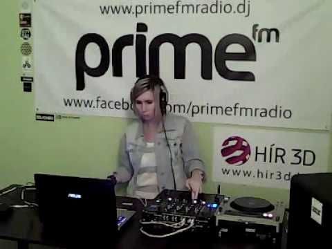 Girl Contrast live PrimeFm 2014 01 20