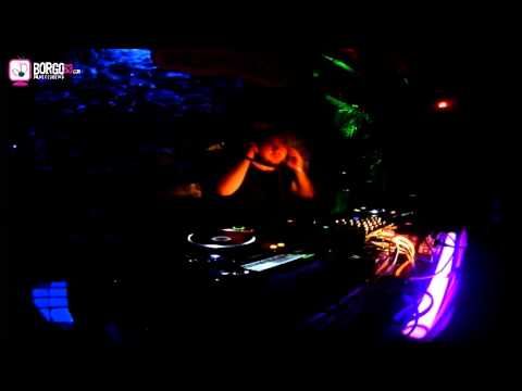 Davide Valenti - L´Aperidisko @ Il Cortiletto - borgo33.com