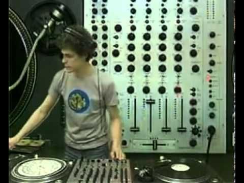 22:30:00 - Pro-Tez Showcase: B-Voice @ RTS.FM - 20.01.2010
