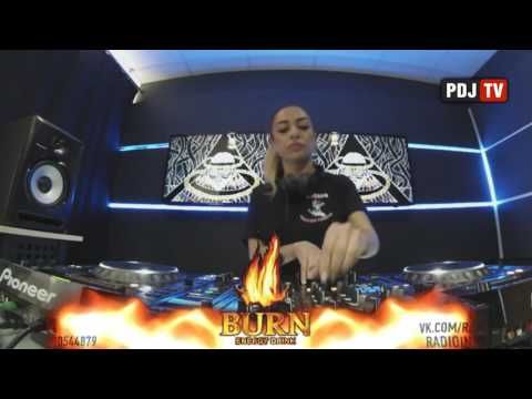 V'rya - Live @ Radio Intense 7.04.2017