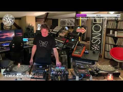 Andreas Henneberg LIVE from SNOE Headquarter in Berlin