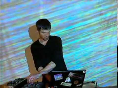 Plug and Lay: Andras Toth Live, visuals by Thief - RTS.FM.210112