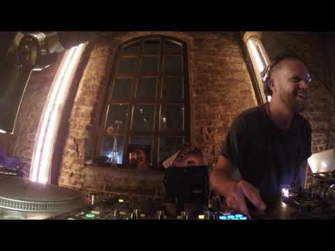 Get Physical Sessions Episode 95 with Roland Leesker b2b Phlipp Jung