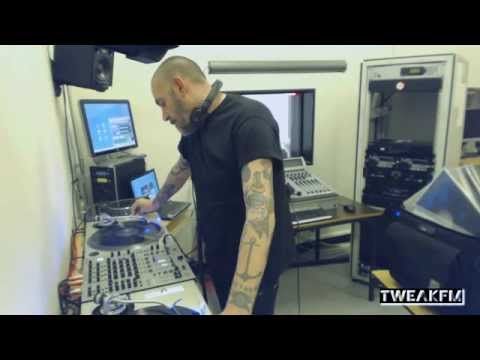 Max_M in TweakFM (M_Rec Ltd)