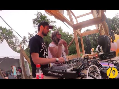 MONKEY SAFARI ● BAREFOOT /SLASH9.tv