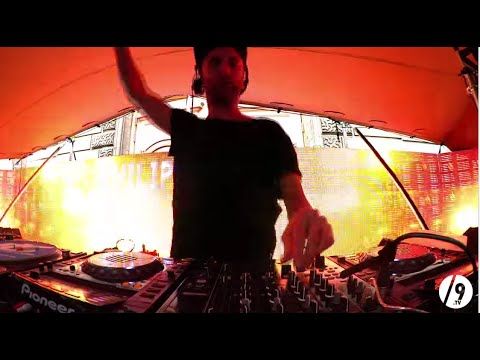 PHILIP BADER  ●  SUNSET TERRAZZA /SLASH9.TV