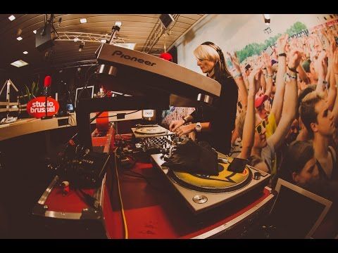 Sister Bliss (Faithless) DJ-set at Studio Brussels