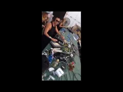 Dubfire Sunwaves 20 Sunrise in 12th Hour of his set