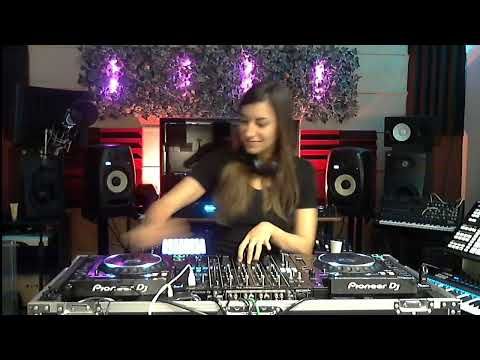 Inez Akker | Stereo G Festival 2021 (Online Edition) | #PapayaMusic
