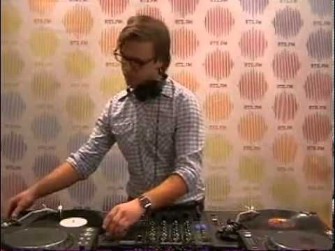 21:30:00 - Chance @ RTS.FM SPB Studio - 23.03.2010: DJ Set