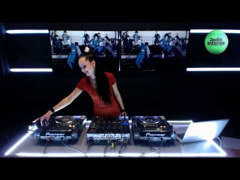 Live @ Radio Intense 21.10.2013 - Marina Magirani