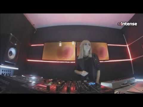 Katrina - Live @ Radio Intense 11.11.2014