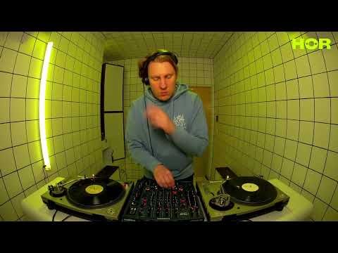 Awkwardly Social - DJ Carlita | HÖR - Mar 31 / 2023