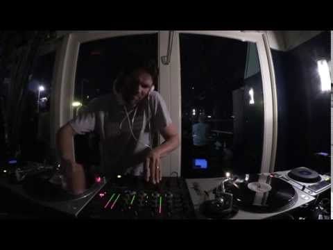Aroy Dee & Nikolai van Zeeland @ Library Sessions, Pont13, Amsterdam (12-06-2014)