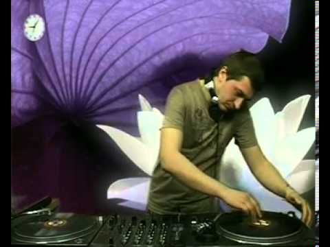 237 Showcase: Julio-b and Losardo - RTS.FM.170111