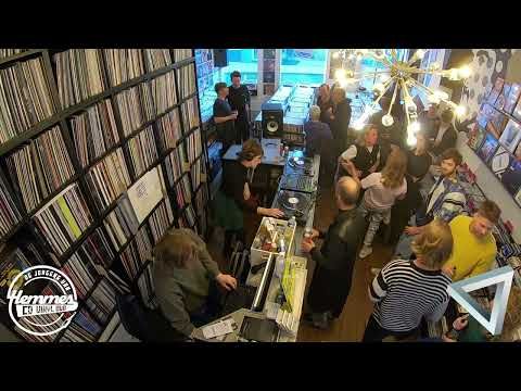 Laura BCR @ Paradigm x De Jongens van Hemmes: Instore Session #1